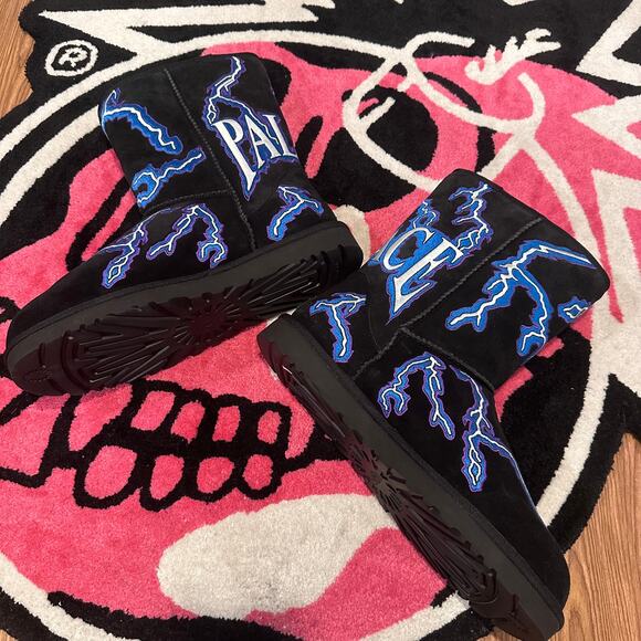 UGG Classic Short Boot x Palace Lightning - Black - Size 10 - Used - Picture 5 of 11